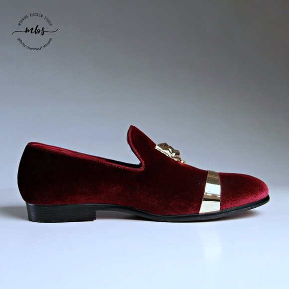 NWT Royal Shoes Velvet Loafers Red Gold Men 7.5 - Picture 8 of 14